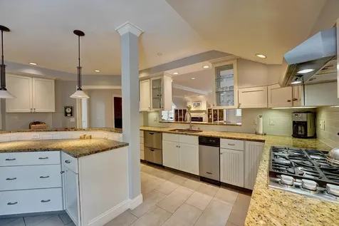 100 Shepards Cove Road Kittery ME 03904