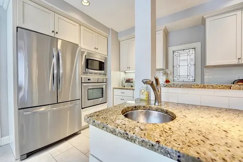 100 Shepards Cove Road Kittery ME 03904