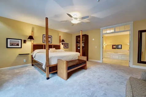 100 Shepards Cove Road Kittery ME 03904