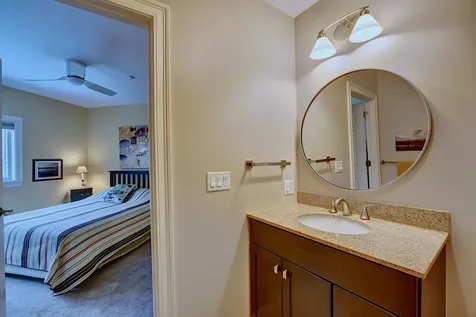 100 Shepards Cove Road Kittery ME 03904