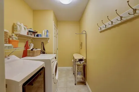 100 Shepards Cove Road Kittery ME 03904