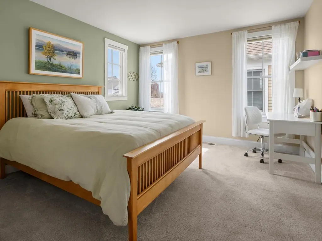 32 Dewey Place South Burlington VT 05403