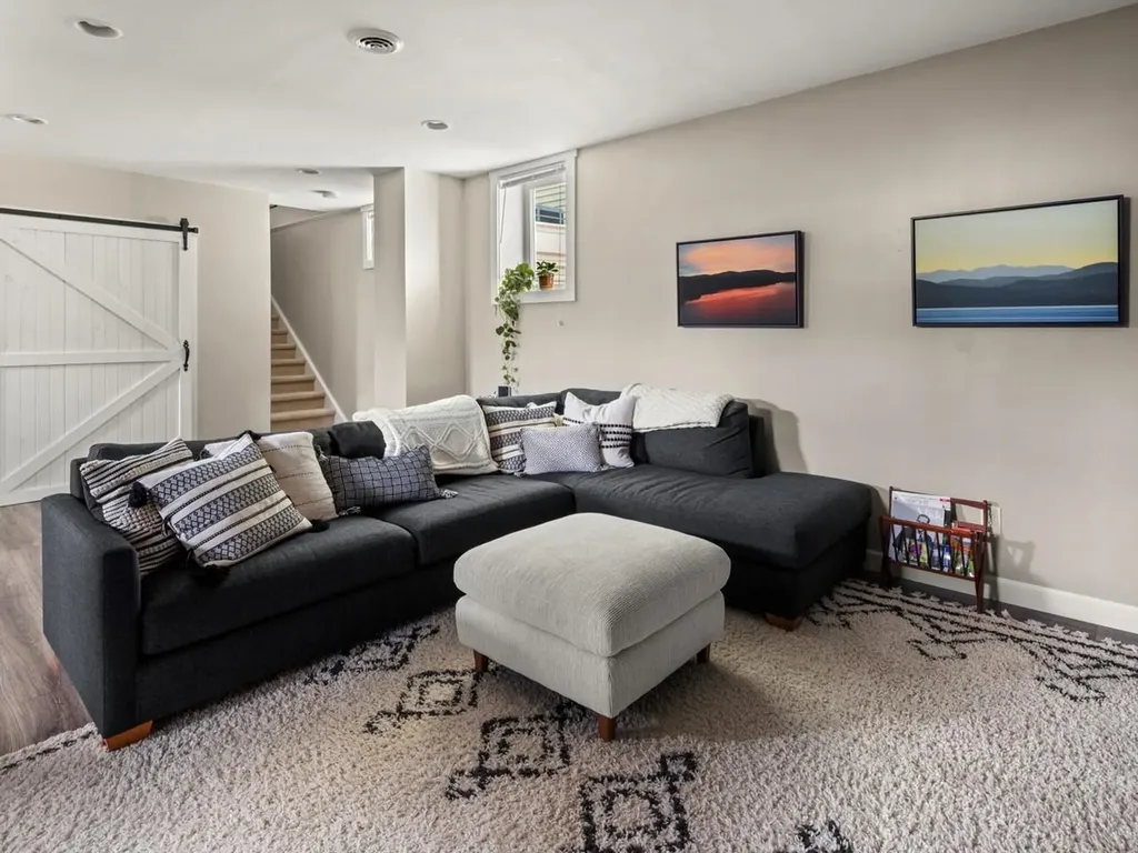 32 Dewey Place South Burlington VT 05403