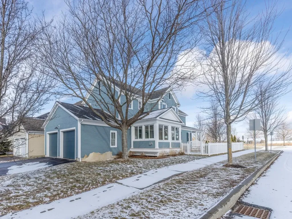 32 Dewey Place South Burlington VT 05403