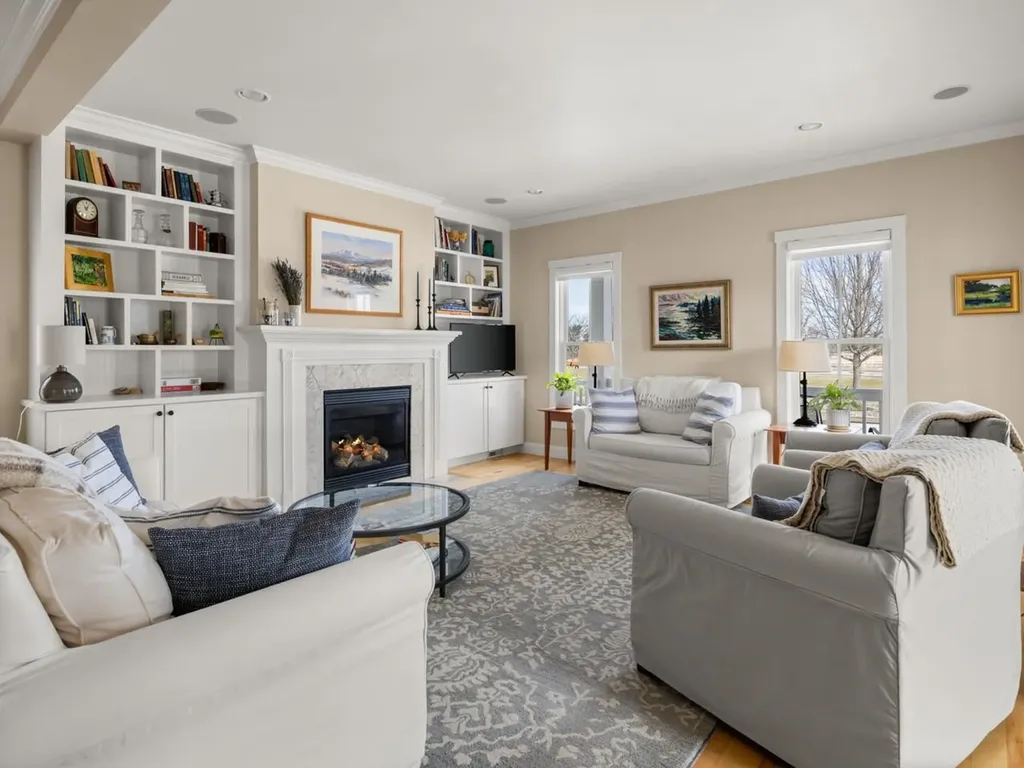 32 Dewey Place South Burlington VT 05403