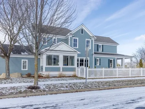 32 Dewey Place South Burlington VT 05403