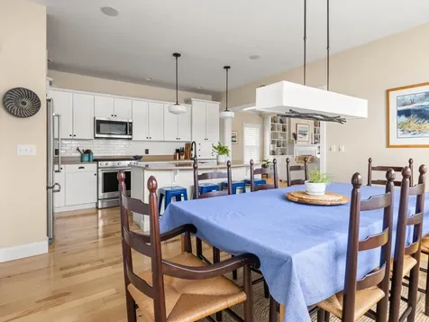 32 Dewey Place South Burlington VT 05403