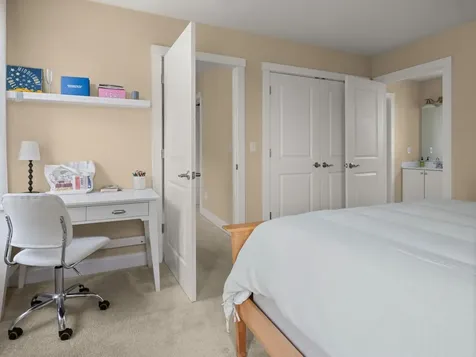 32 Dewey Place South Burlington VT 05403