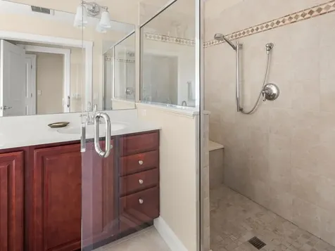 32 Dewey Place South Burlington VT 05403