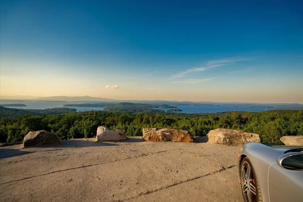 00 Lindsay Road Alton NH 03810