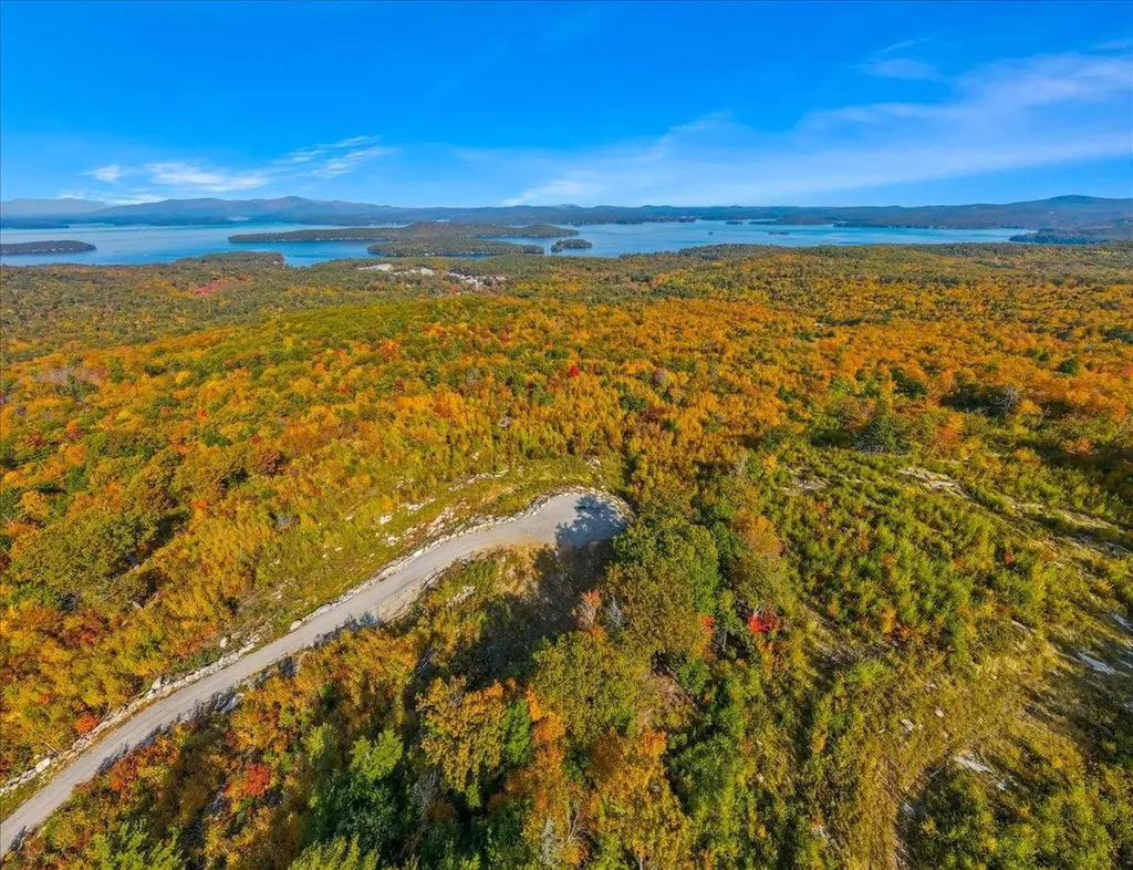 00 Lindsay Road Alton NH 03810