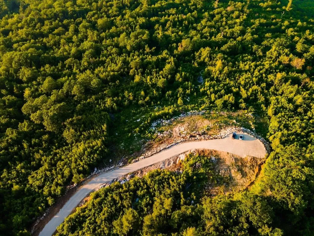 00 Lindsay Road Alton NH 03810