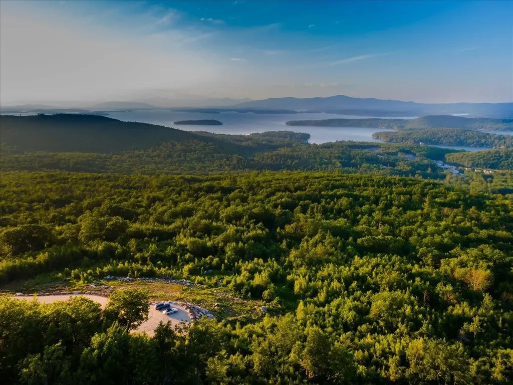 00 Lindsay Road Alton NH 03810