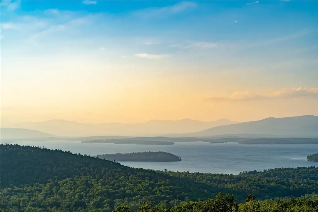 00 Lindsay Road Alton NH 03810