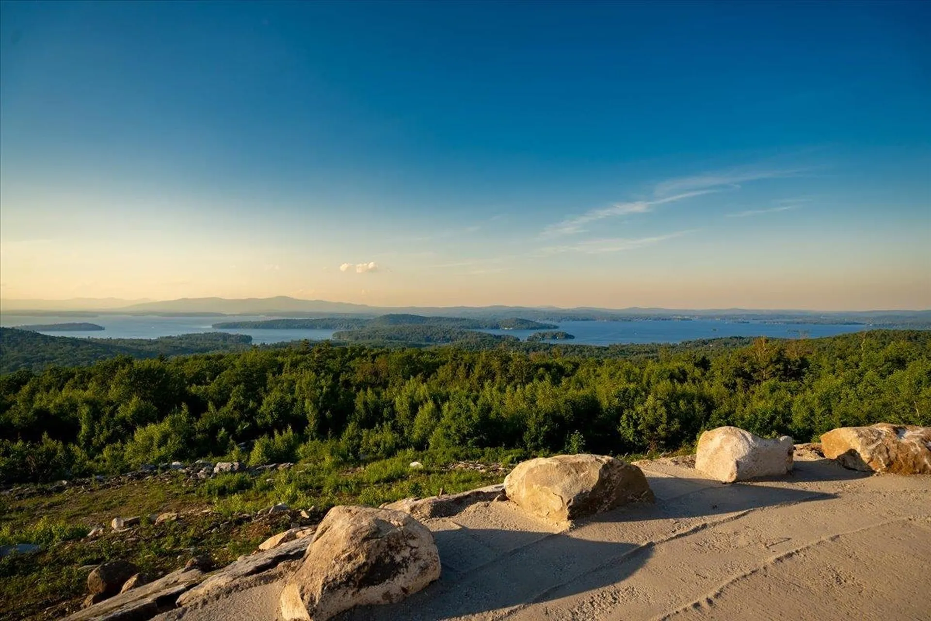 00 Lindsay Road Alton NH 03810