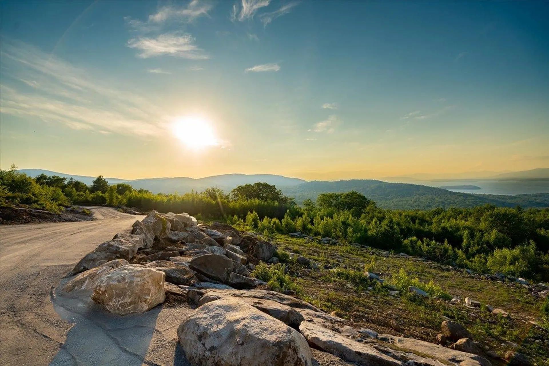 00 Lindsay Road Alton NH 03810