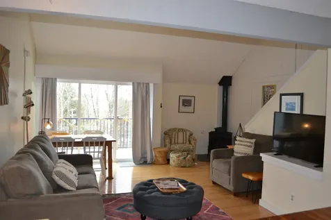 105 Williams Lane Hartford VT 05059