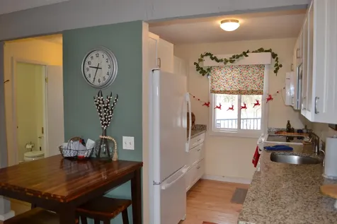 105 Williams Lane Hartford VT 05059