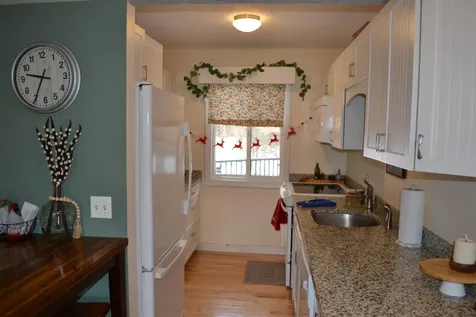 105 Williams Lane Hartford VT 05059