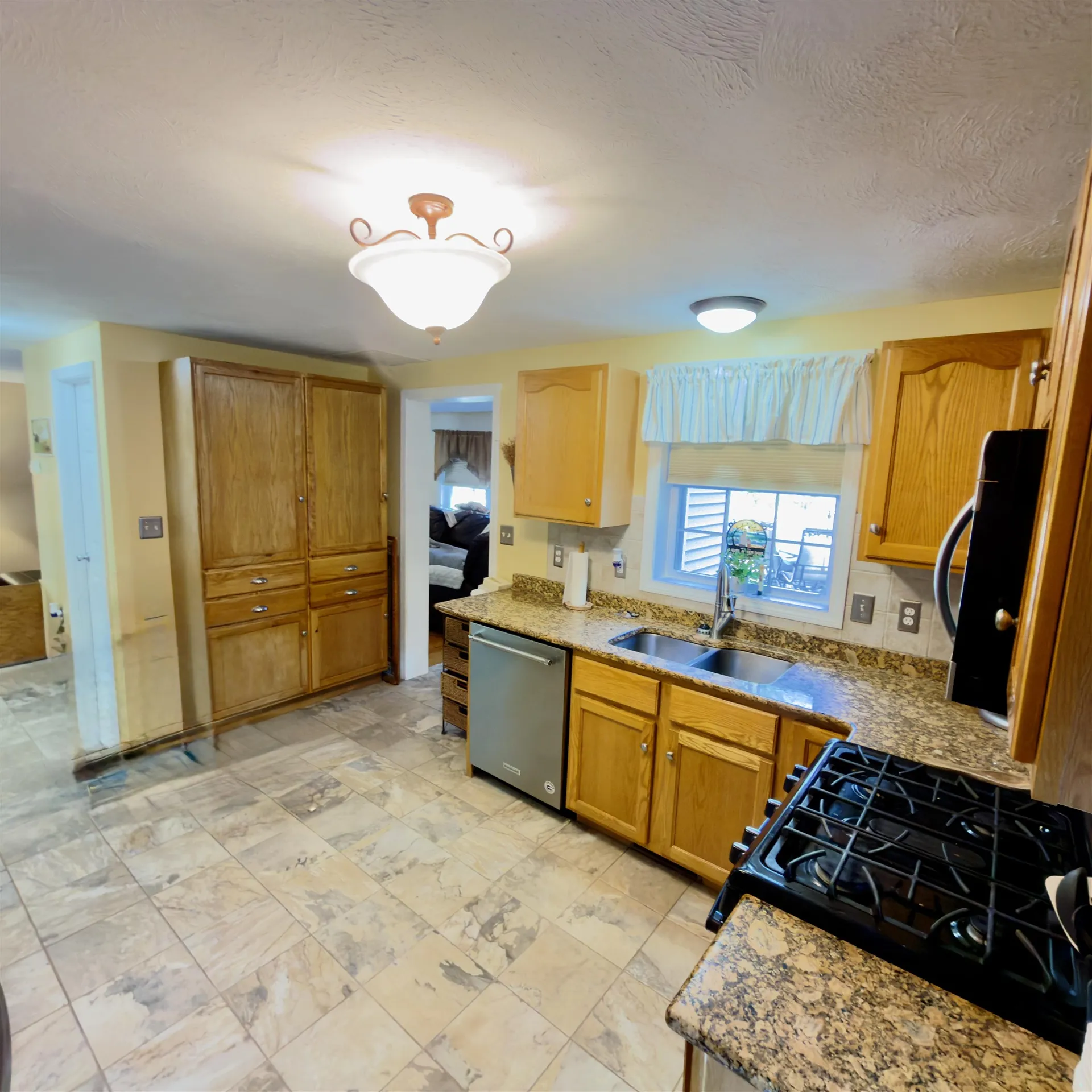 17 Ventura Drive Raymond NH 03077