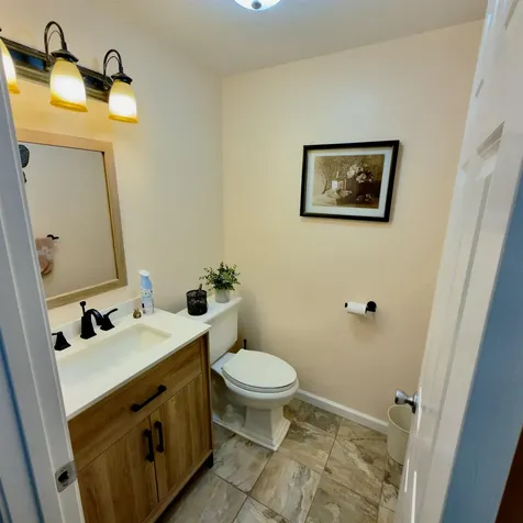 17 Ventura Drive Raymond NH 03077