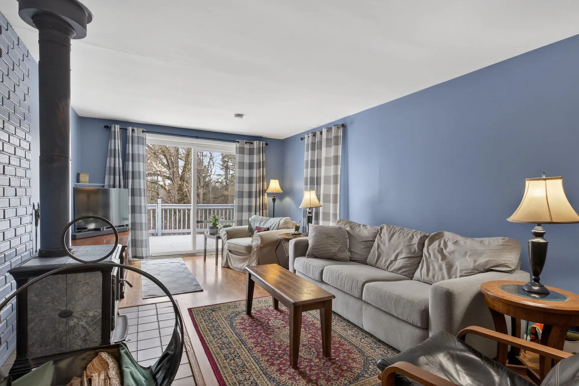 60 Walnut Avenue North Hampton NH 03862