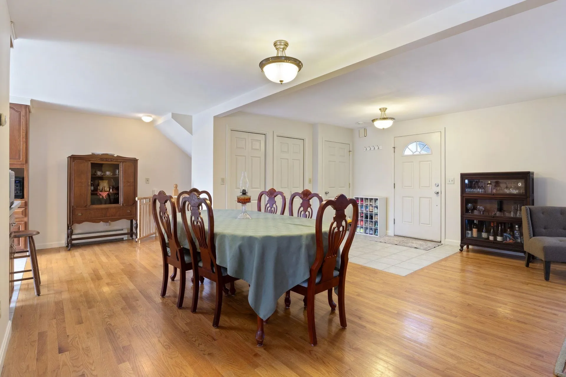 60 Walnut Avenue North Hampton NH 03862