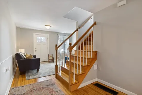 60 Walnut Avenue North Hampton NH 03862