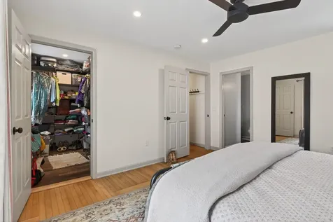 60 Walnut Avenue North Hampton NH 03862