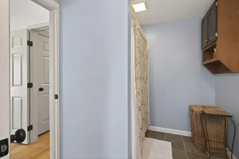 60 Walnut Avenue North Hampton NH 03862