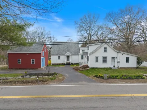 60 Walnut Avenue North Hampton NH 03862
