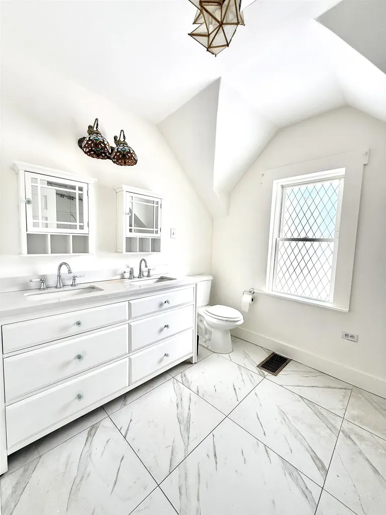 12 Wolcott Street Lancaster NH 03584