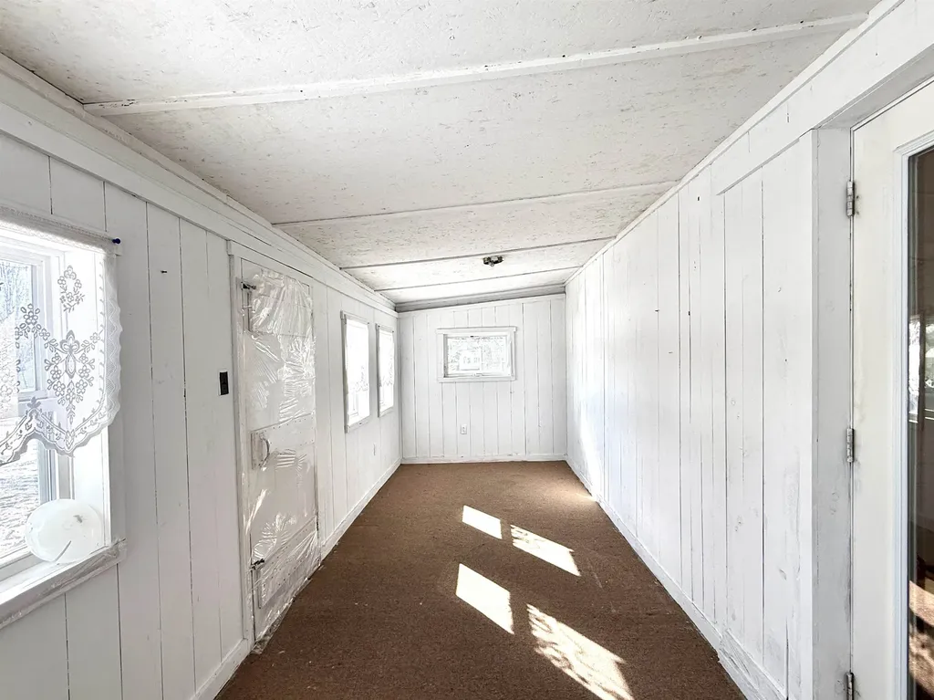 12 Wolcott Street Lancaster NH 03584