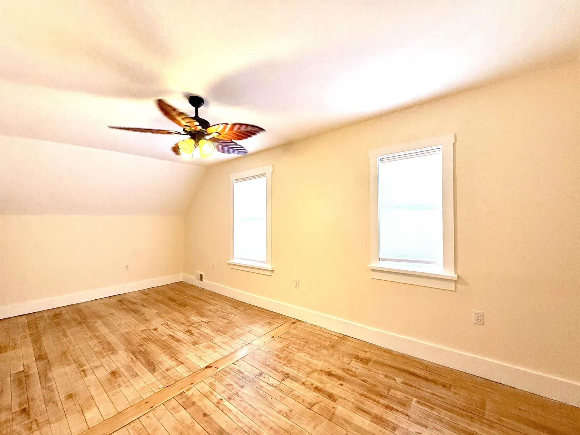12 Wolcott Street Lancaster NH 03584