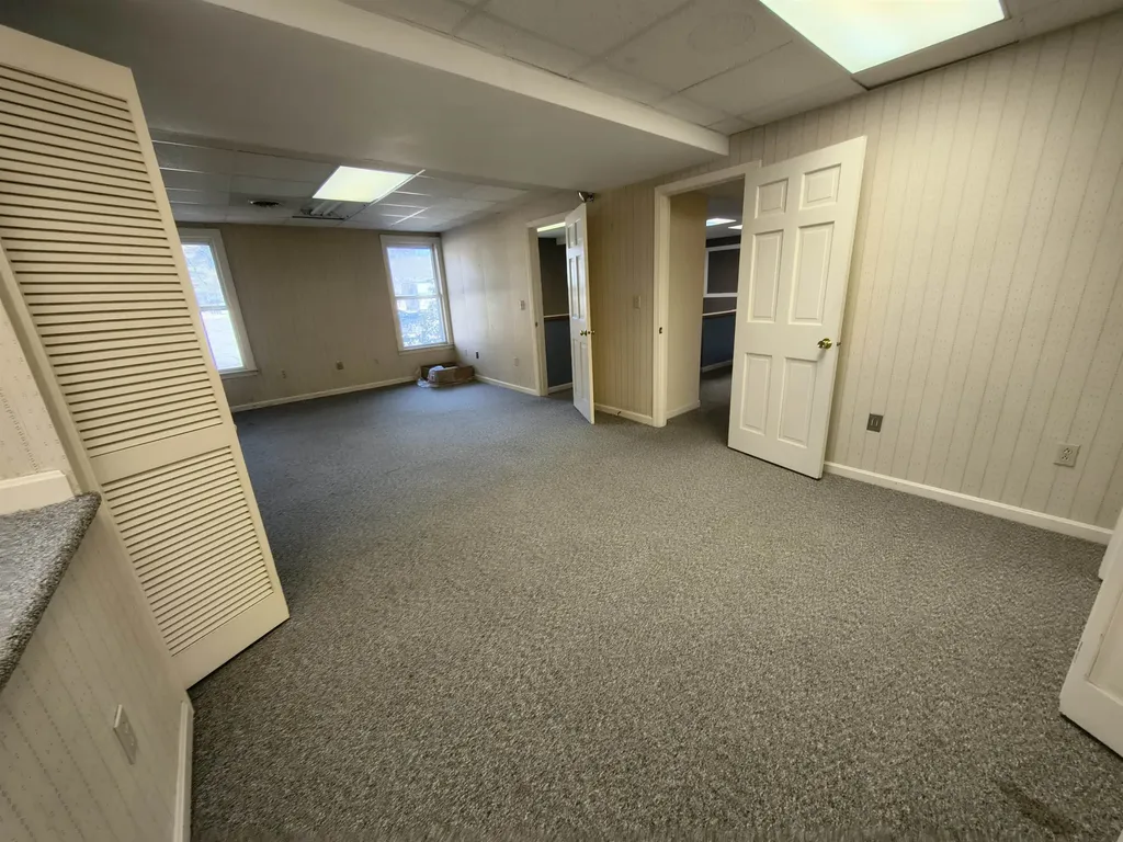 376 Union Avenue Laconia NH 03246