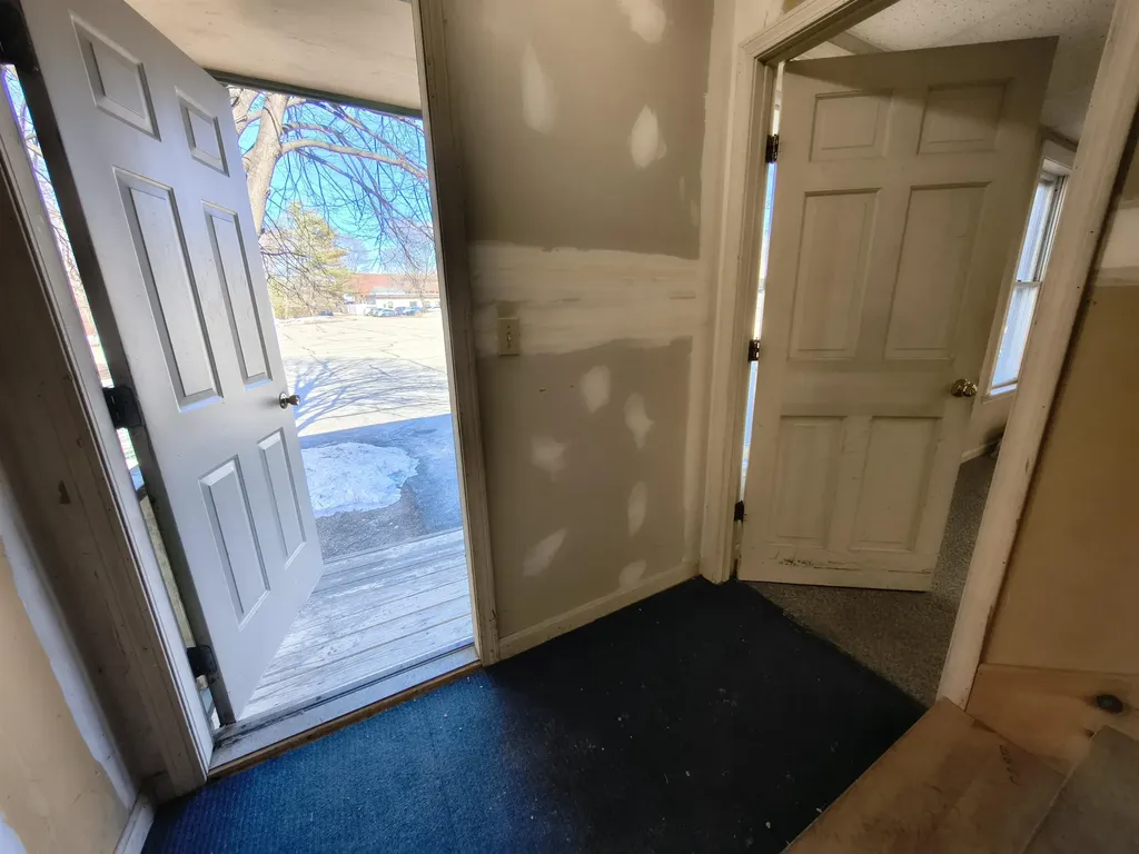 376 Union Avenue Laconia NH 03246