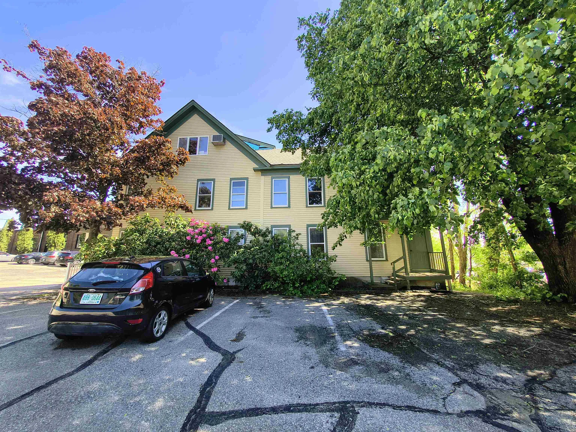 376 Union Avenue Laconia NH 03246