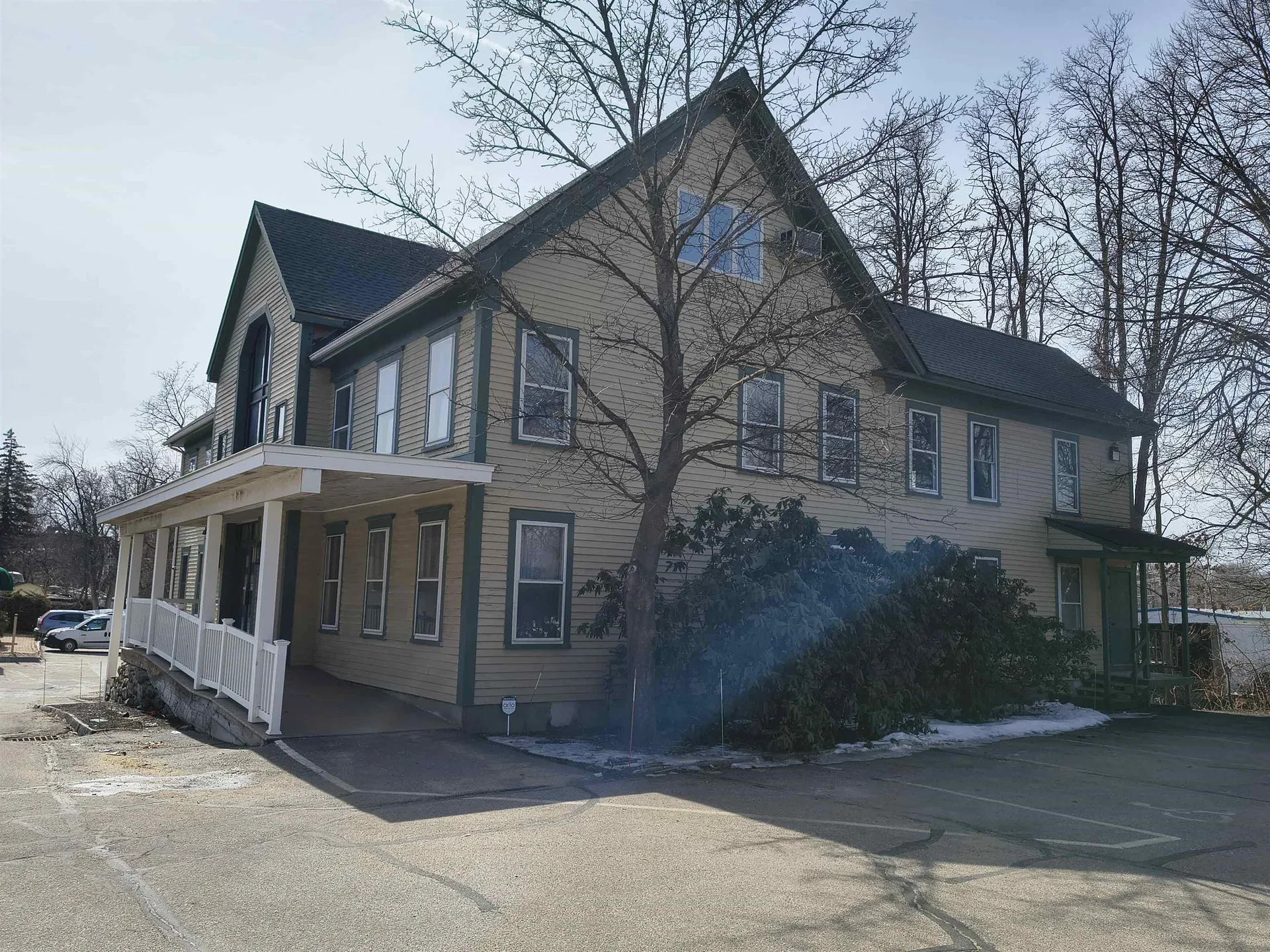 376 Union Avenue Laconia NH 03246