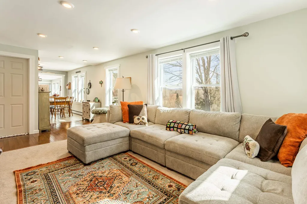 3247 West Proctor Road Rutland Town VT 05701