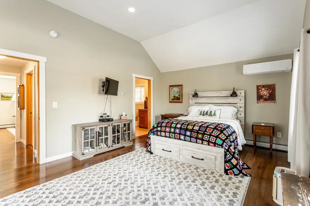 3247 West Proctor Road Rutland Town VT 05701