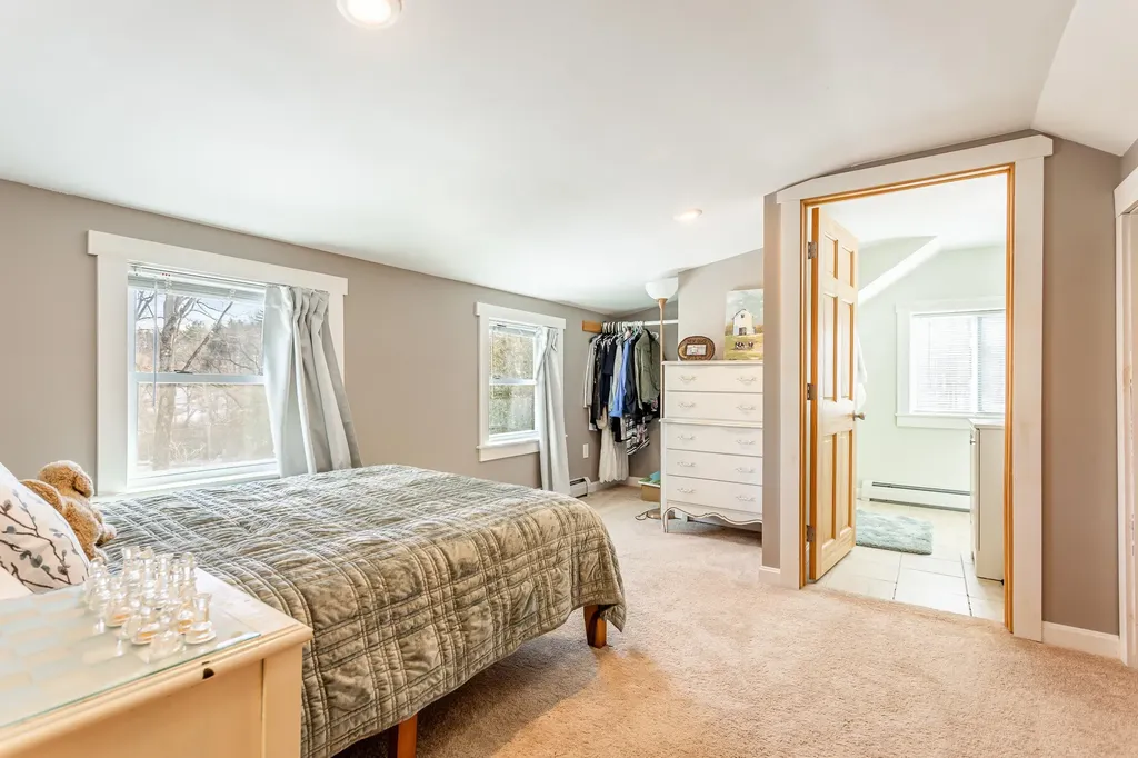 3247 West Proctor Road Rutland Town VT 05701