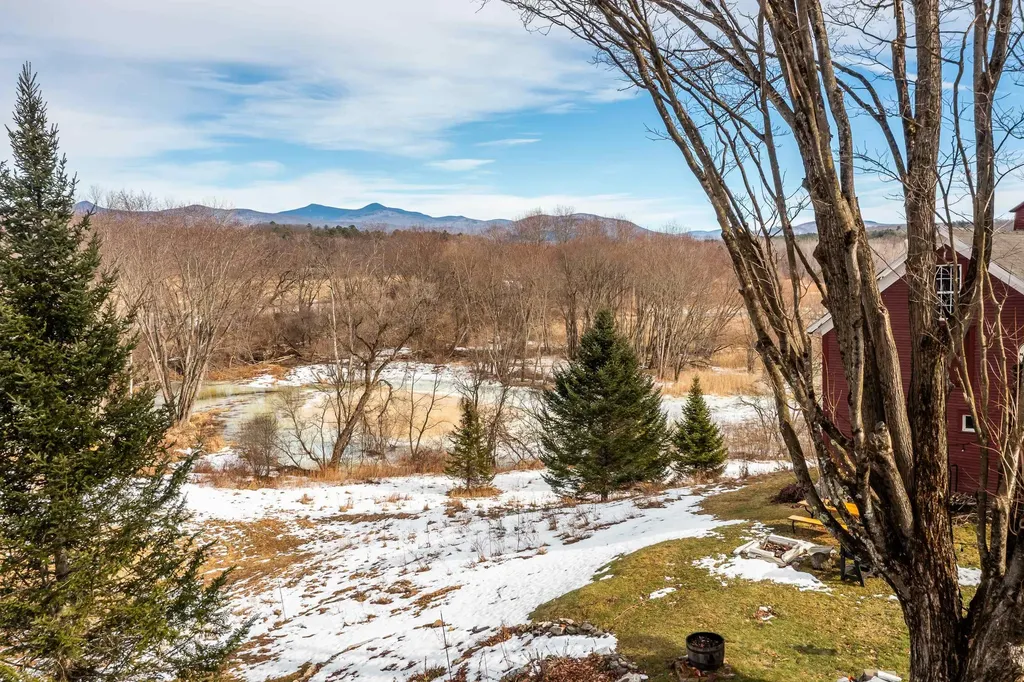 3247 West Proctor Road Rutland Town VT 05701