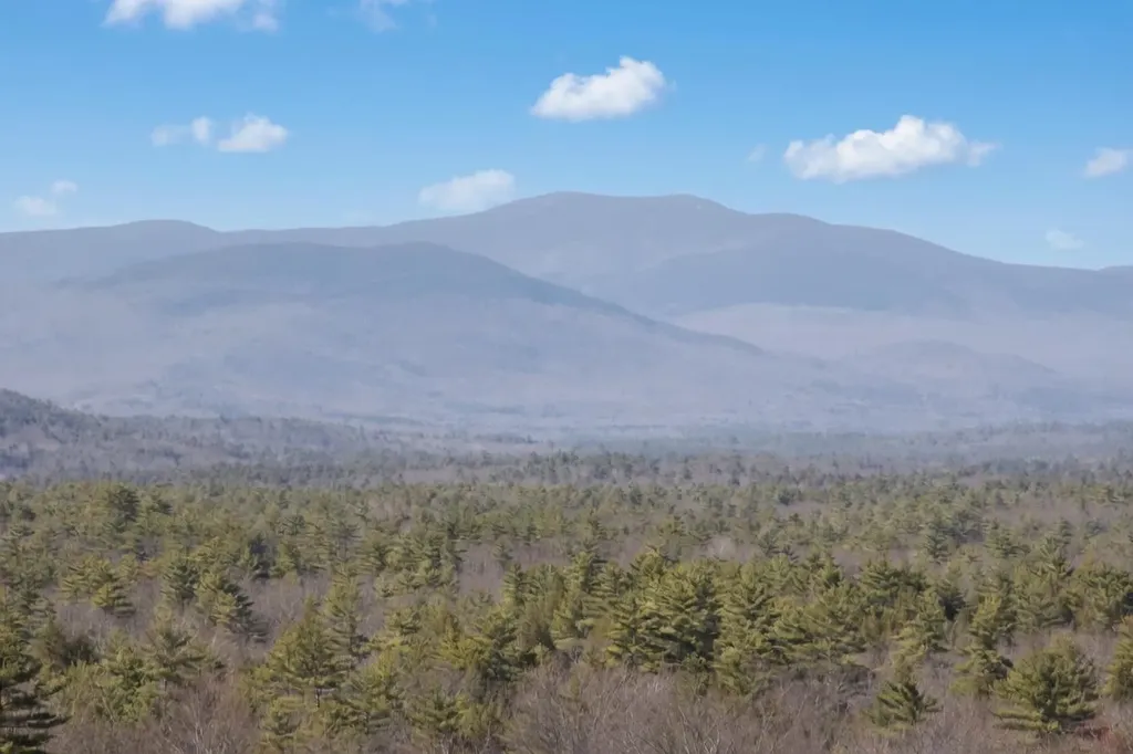 5 Ferry Road Moultonborough NH 03254