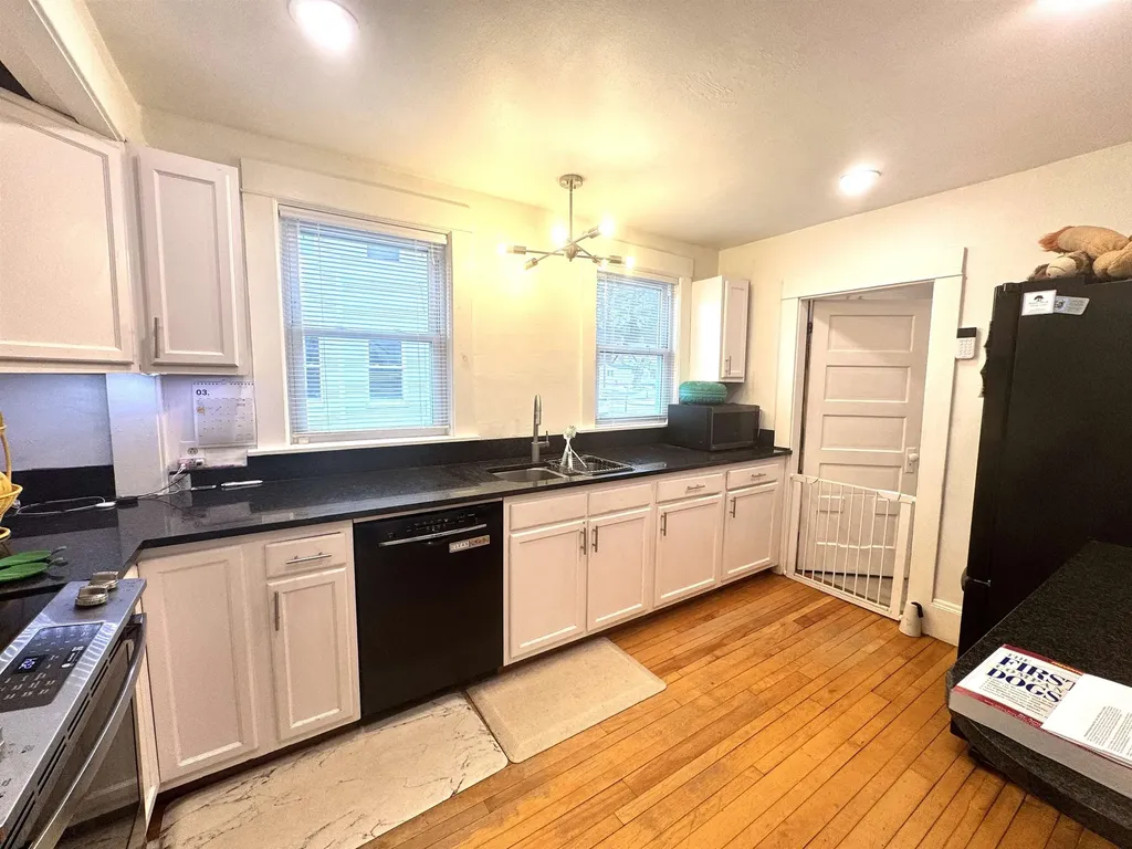 28 Dana Street Lebanon NH 03784