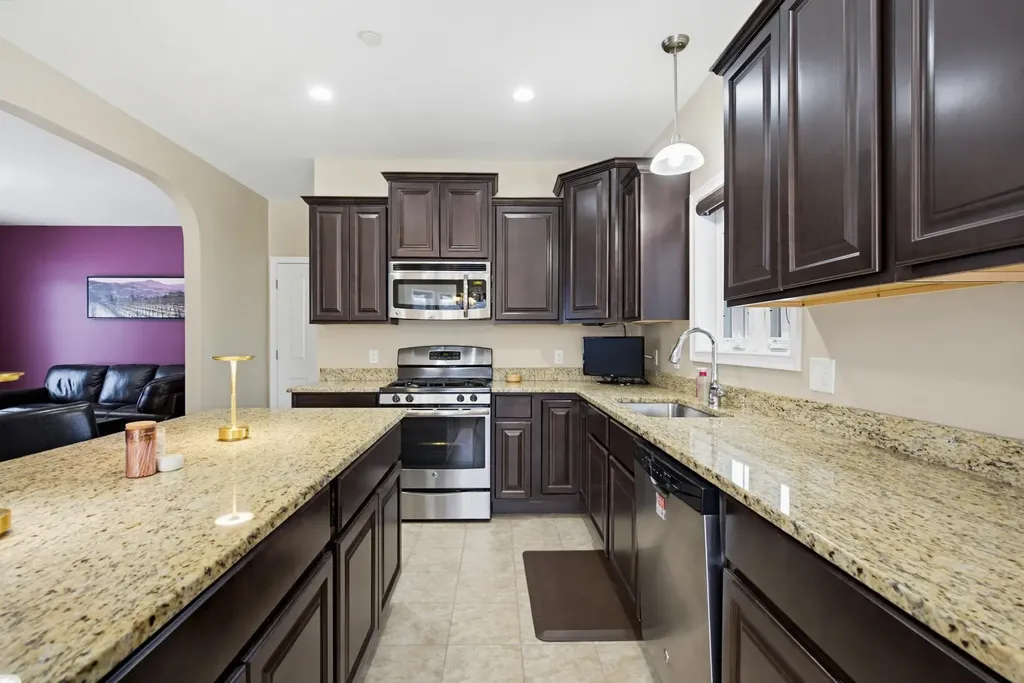 173 Jenkins Farm Road Chester NH 03036