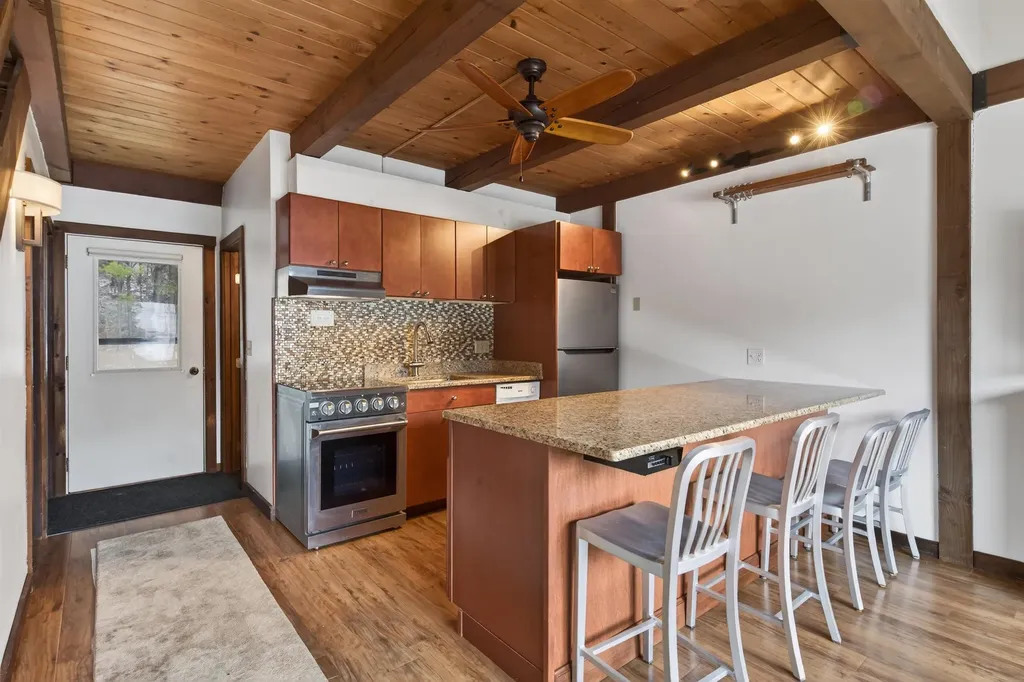 576 Francestown Road Bennington NH 03442