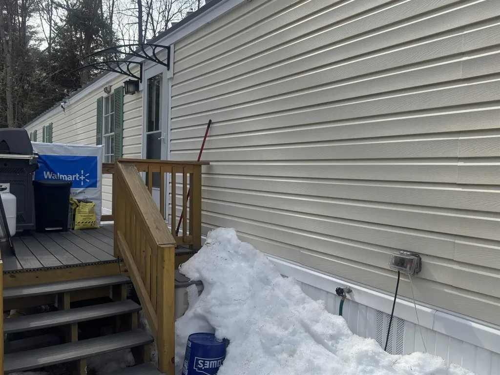 82 Sunset Circle Campton NH 03223
