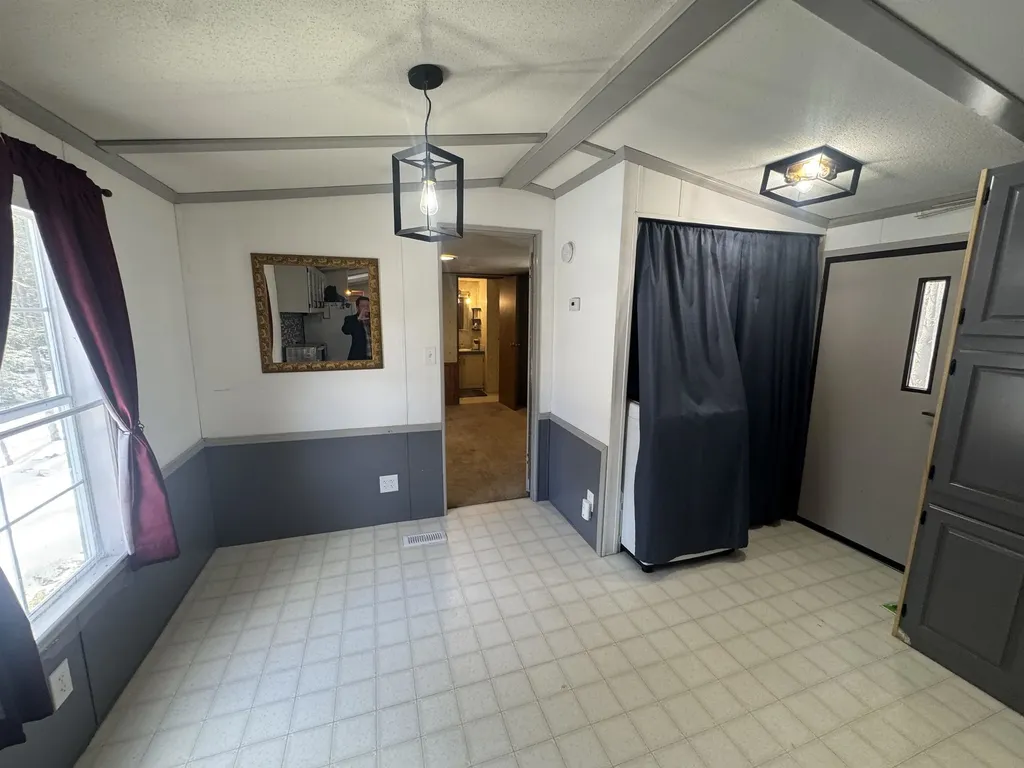 82 Sunset Circle Campton NH 03223