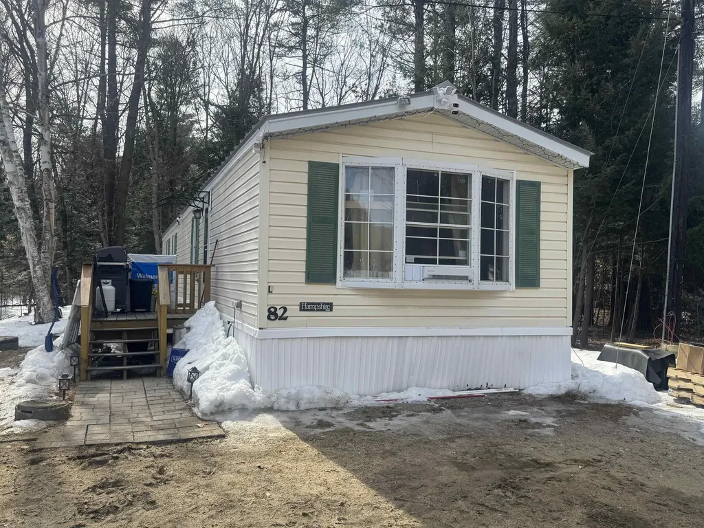82 Sunset Circle Campton NH 03223