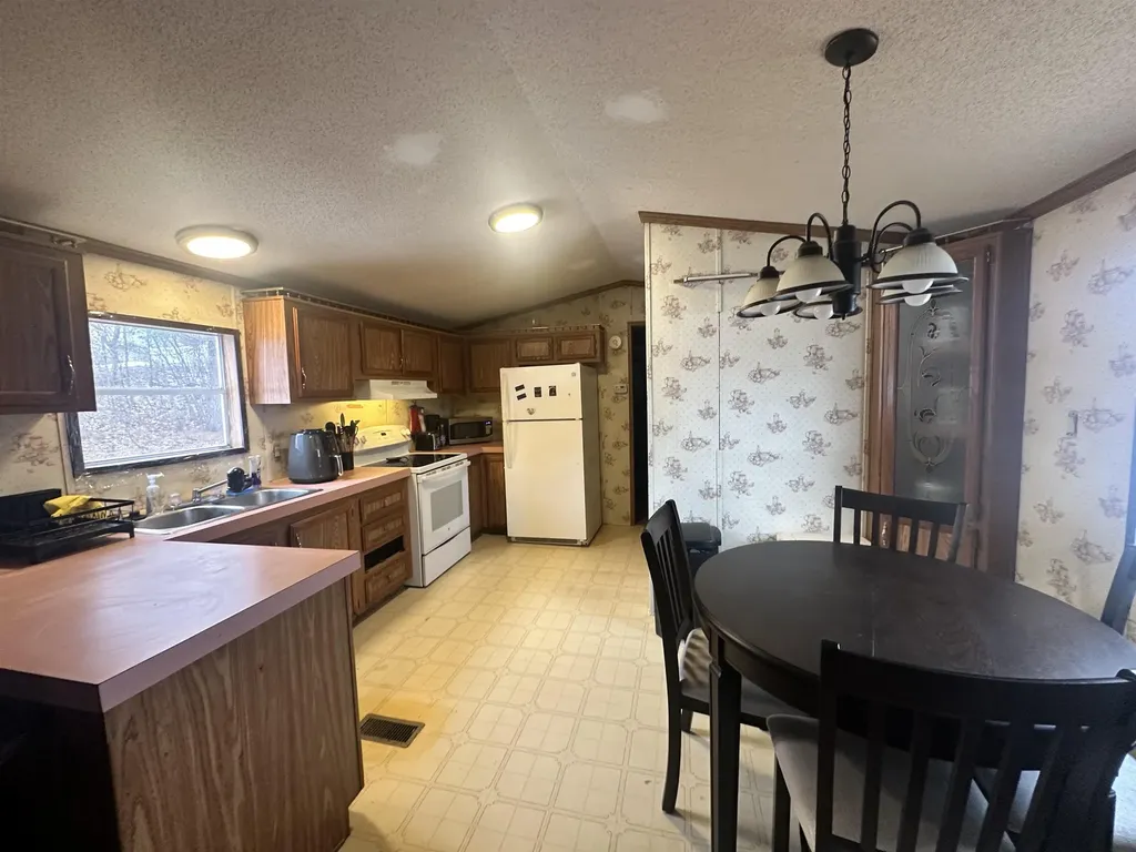 36 Trillium Lane Charlestown NH 03603